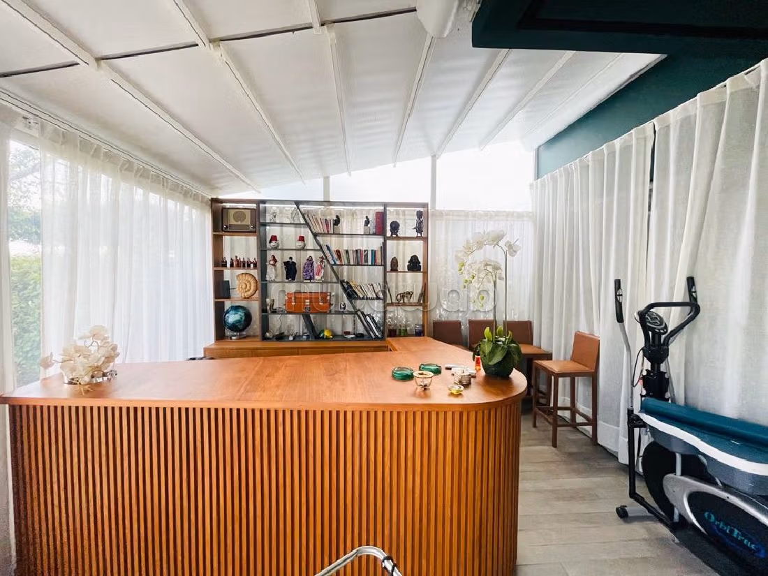 شقة رائعة للبيع ب المدينة الخضراء. 3 غرف. مفروشة