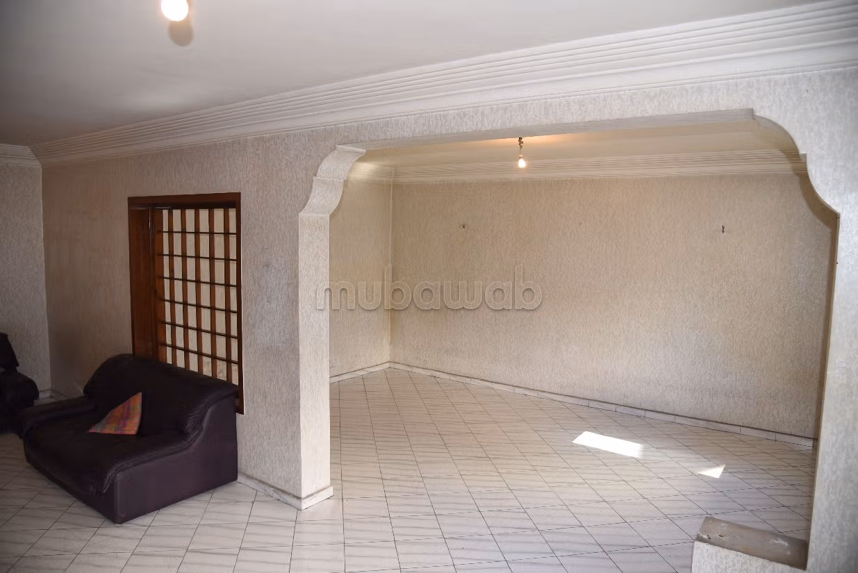 Magnífico piso en venta en Belvédère. 3 hermosas habitaciones. Sin ascensor