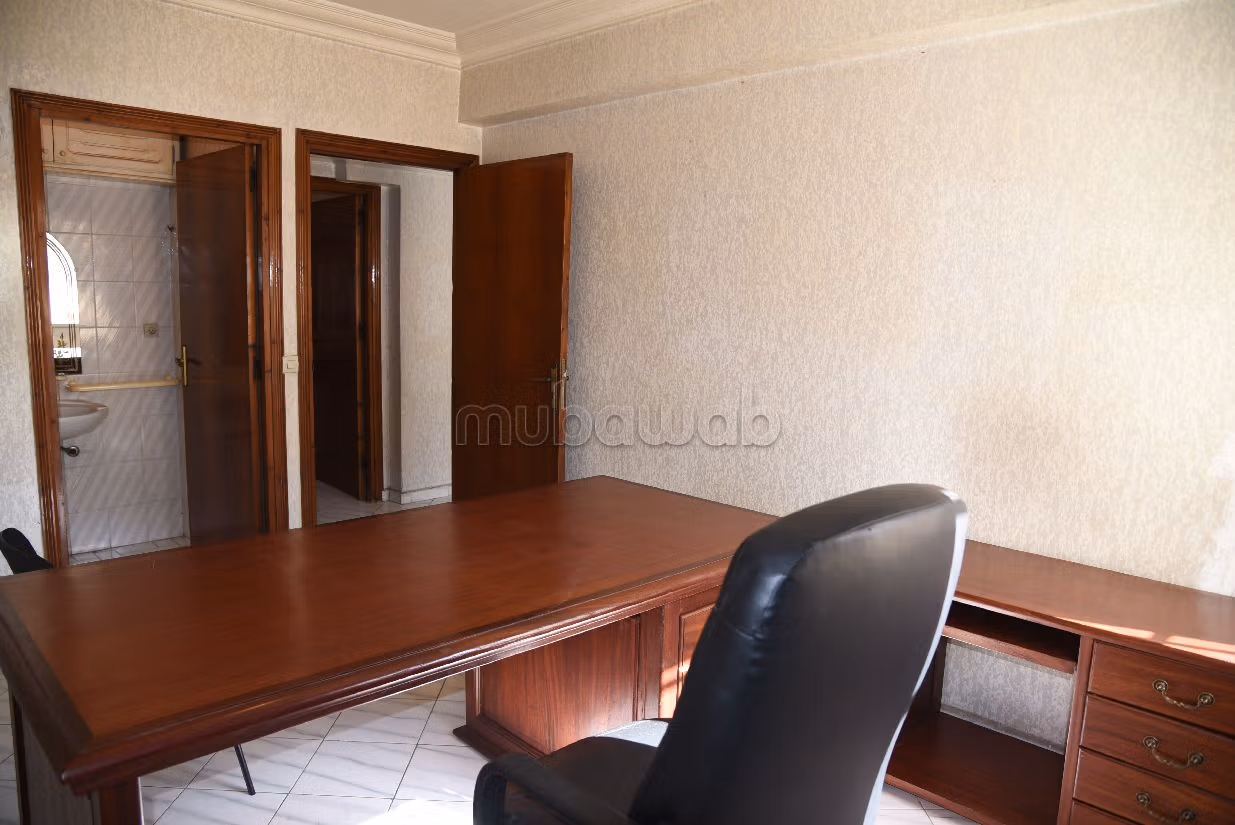 Magnífico piso en venta en Belvédère. 3 hermosas habitaciones. Sin ascensor