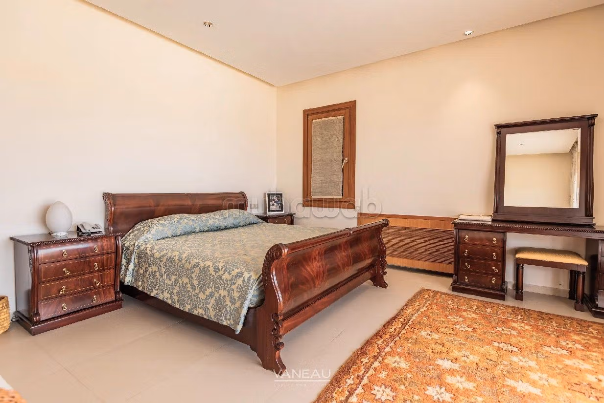 Superbe Villa Contemporaine Front de Golf