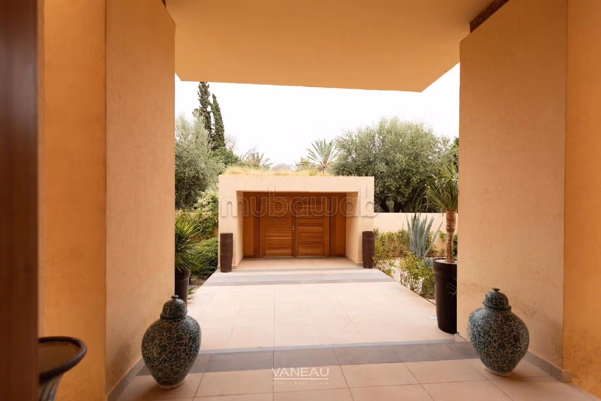 Superbe Villa Contemporaine Front de Golf