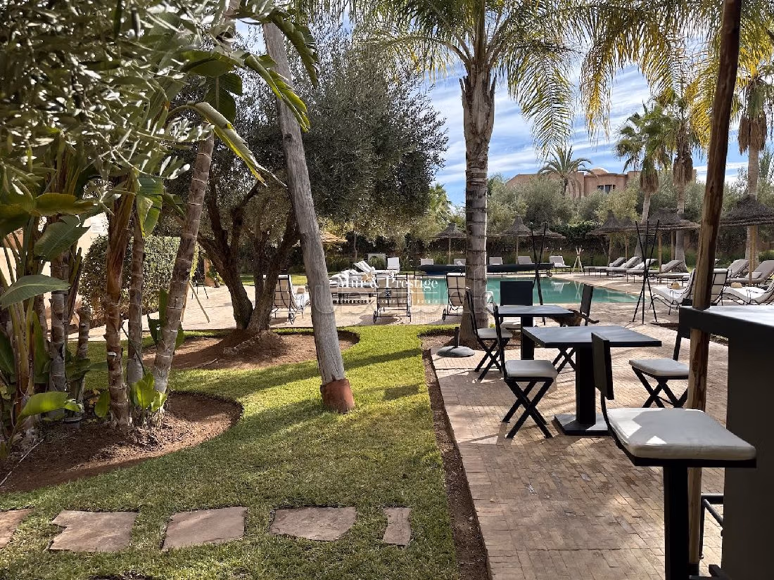 Nu kopen: villa's en luxe woningen in Route de l'Ourika. Totale oppervlakte 1000 m². Volledig gemeubileerd