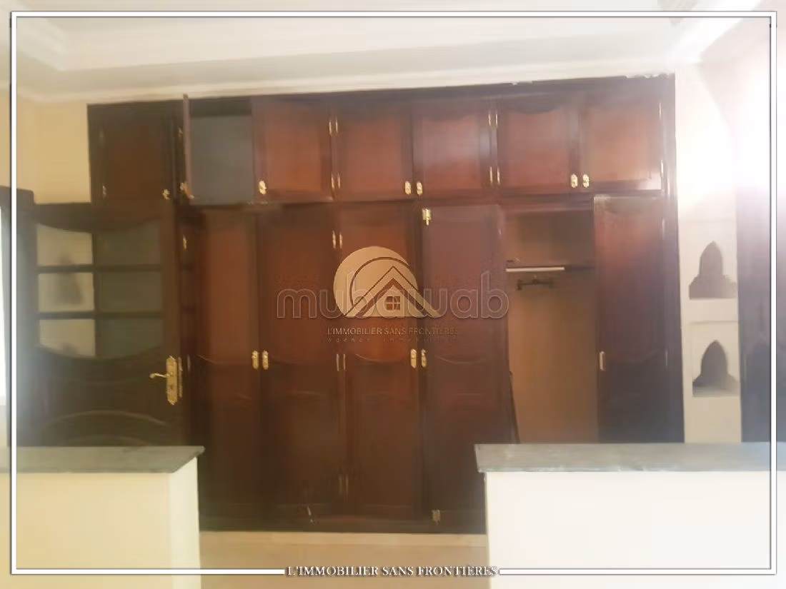 Suntuosa villa en alquiler en Hay Targa. 10 habitaciones. Doble acristalamiento y calefacción central