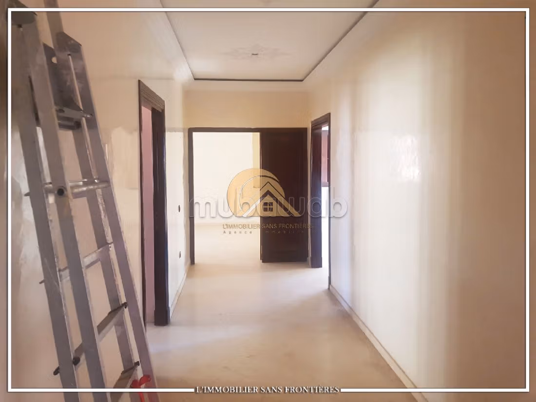 Suntuosa villa en alquiler en Hay Targa. 10 habitaciones. Doble acristalamiento y calefacción central