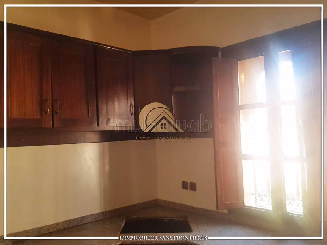 Suntuosa villa en alquiler en Hay Targa. 10 habitaciones. Doble acristalamiento y calefacción central