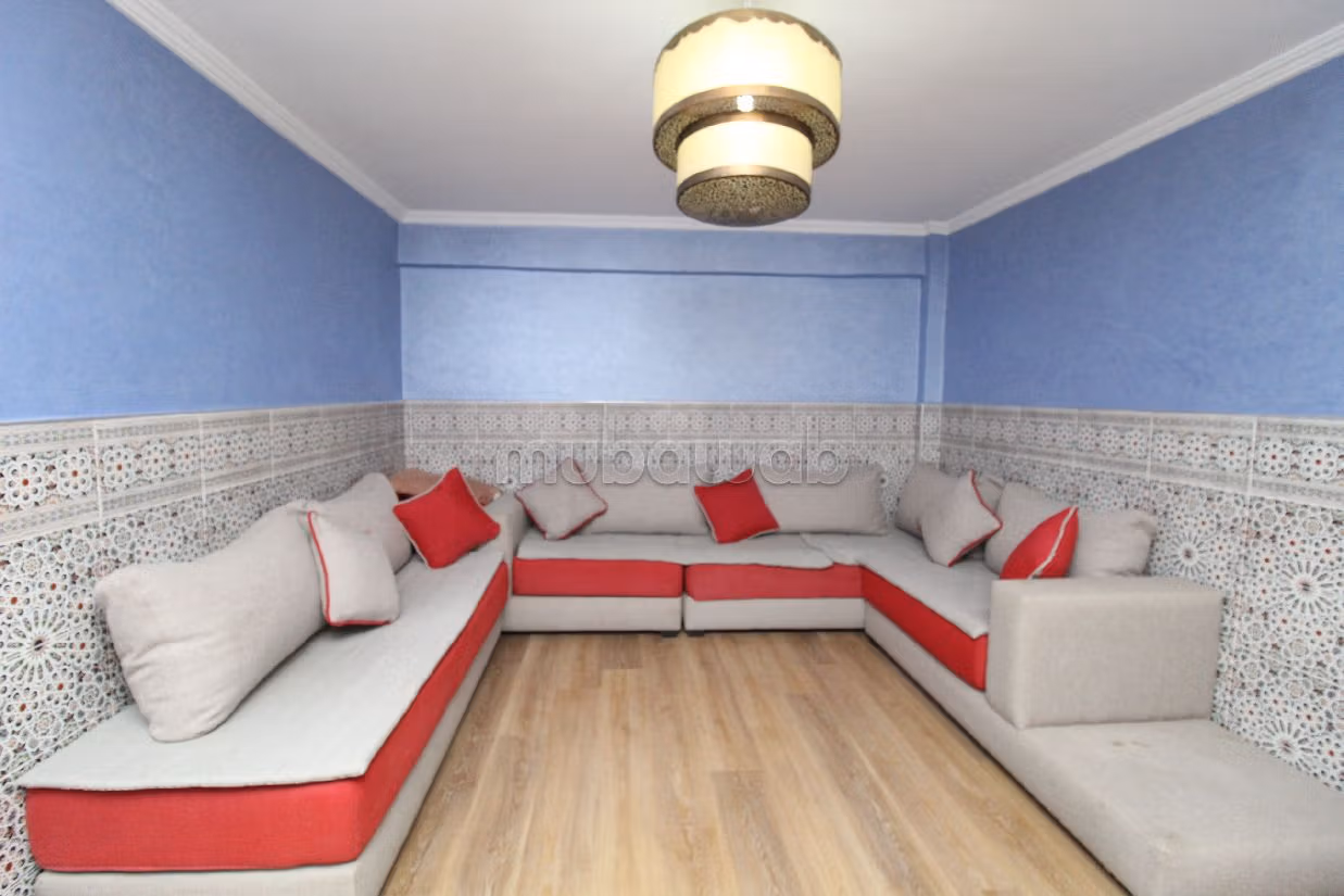 Maestosa residenza di lusso in vendita a Founti. 8 locali spaziosi. Camino e climatizzatore. 