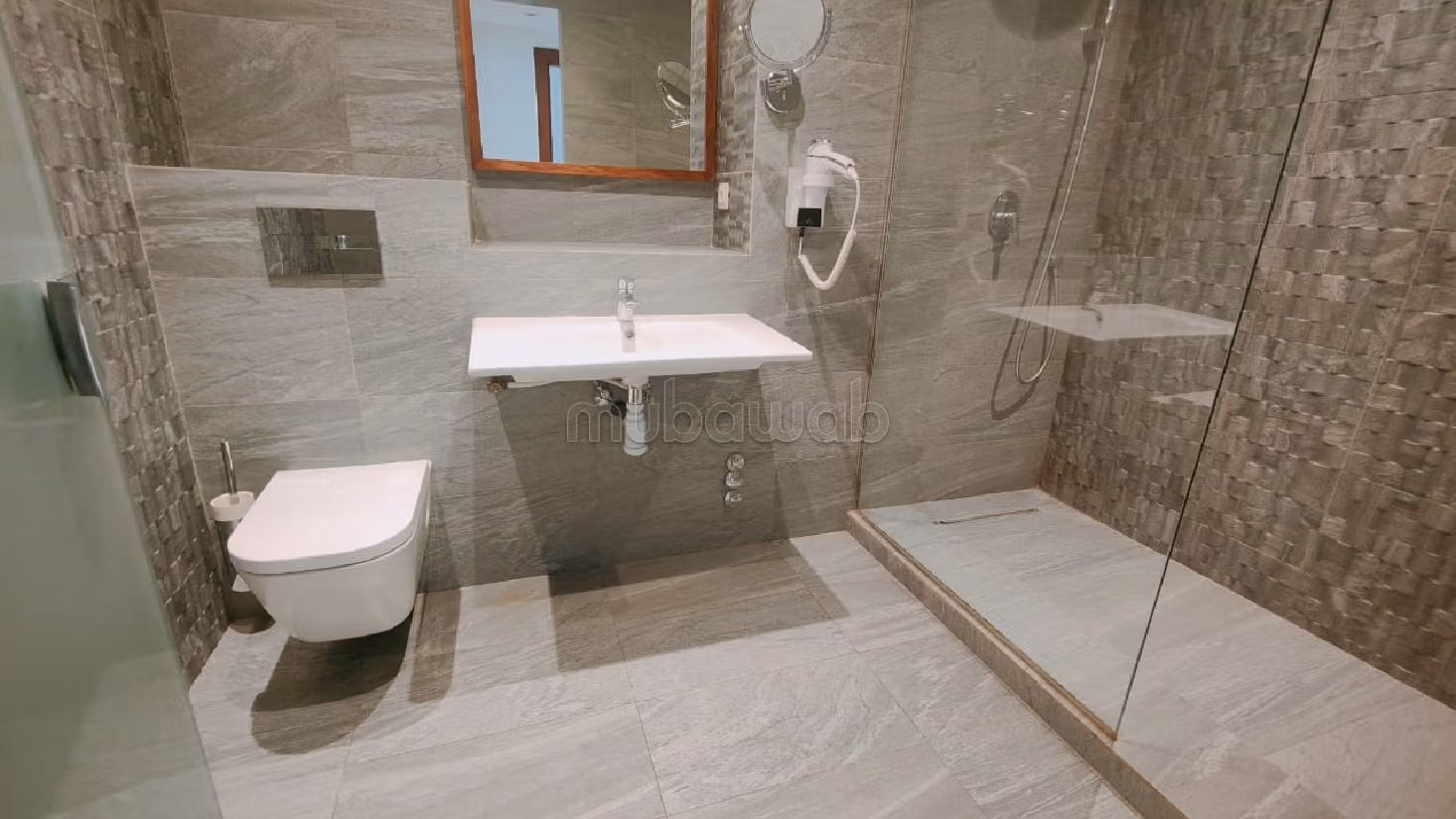 Appartementen te koop in Racine. Totale oppervlakte 182 m². Volledig gemeubileerd