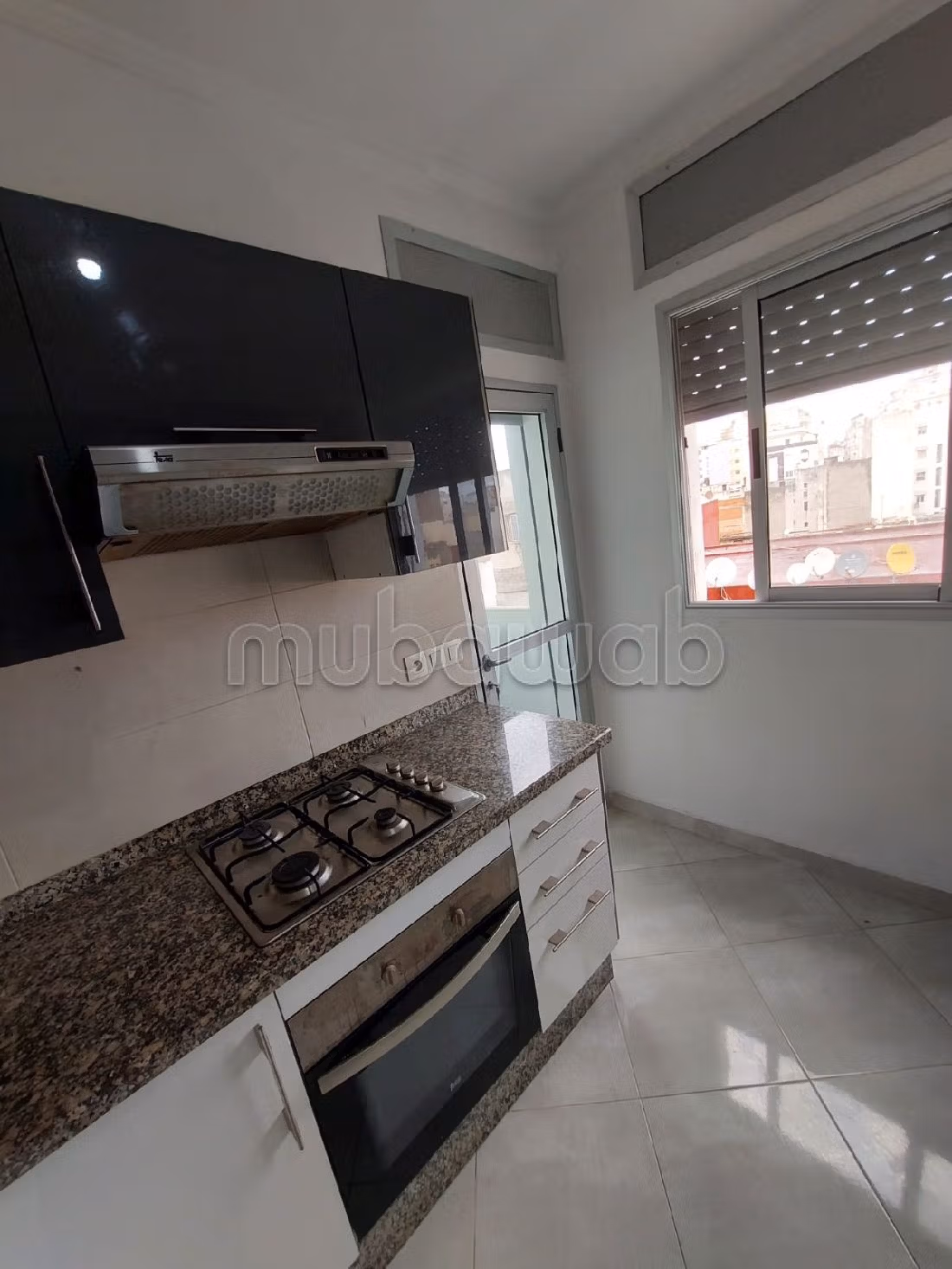 Appartamento da acquistare a Centre. 2 camere. Ascensore e terrazzo. 