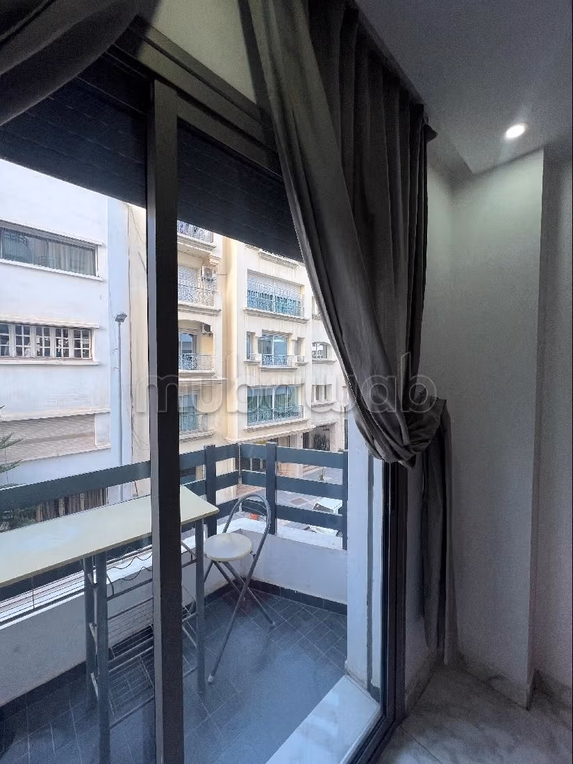 Pisos en alquiler en Anfa. 1 Habitación. Espacios verdes, Balcón. 