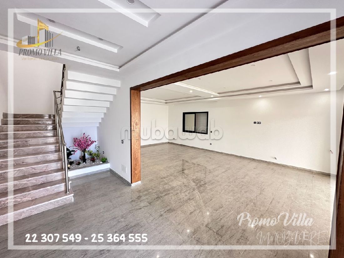 Une belle villa nouvellement construite