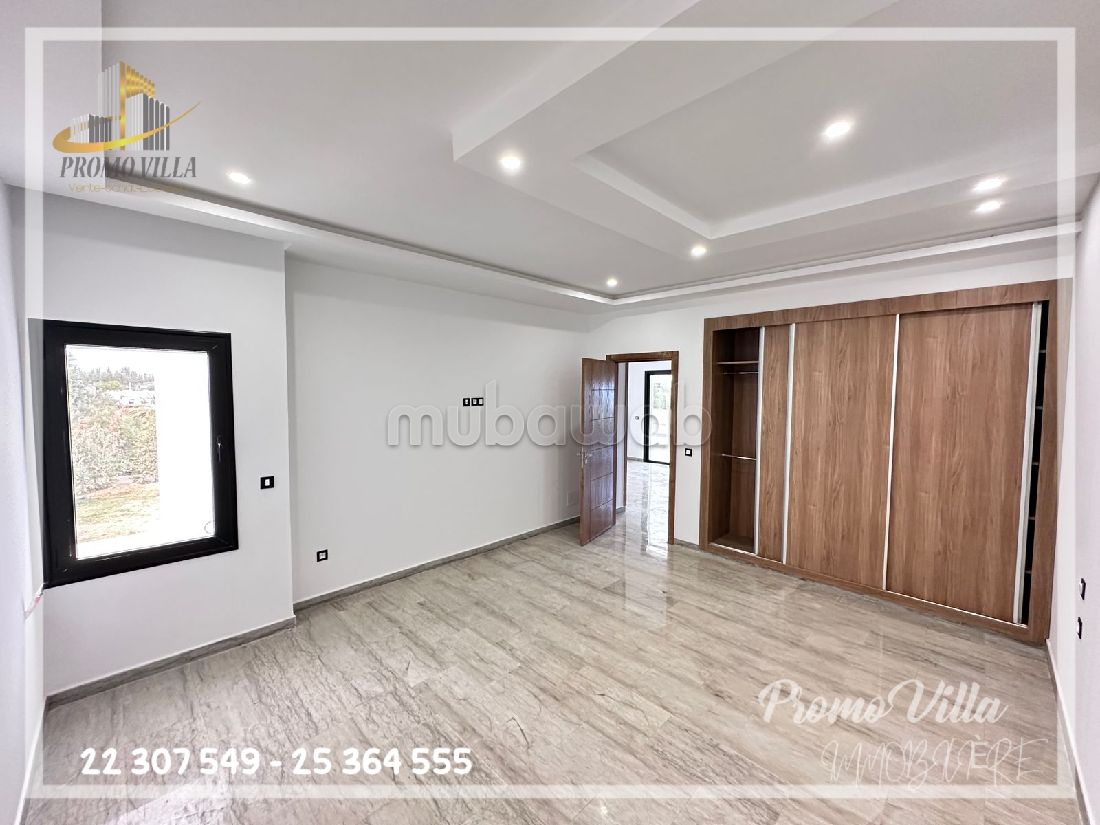 Une belle villa nouvellement construite