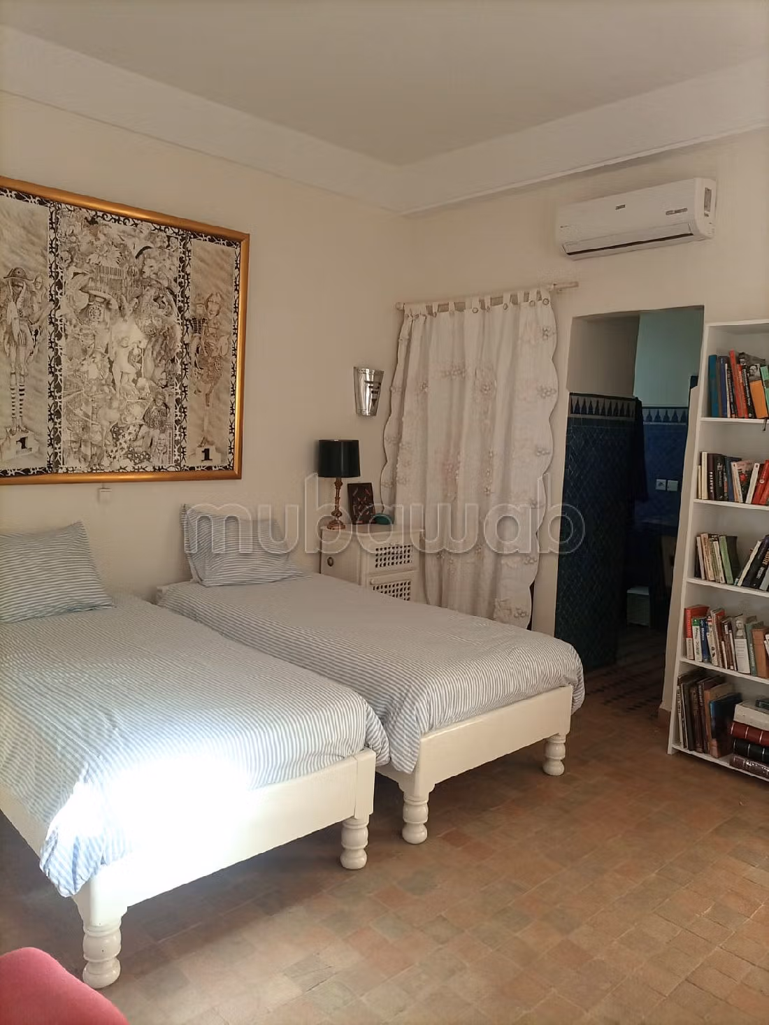 فيلا رائعة للبيع ب ميحتى. 7 قطع مريحة. مفروشة. 