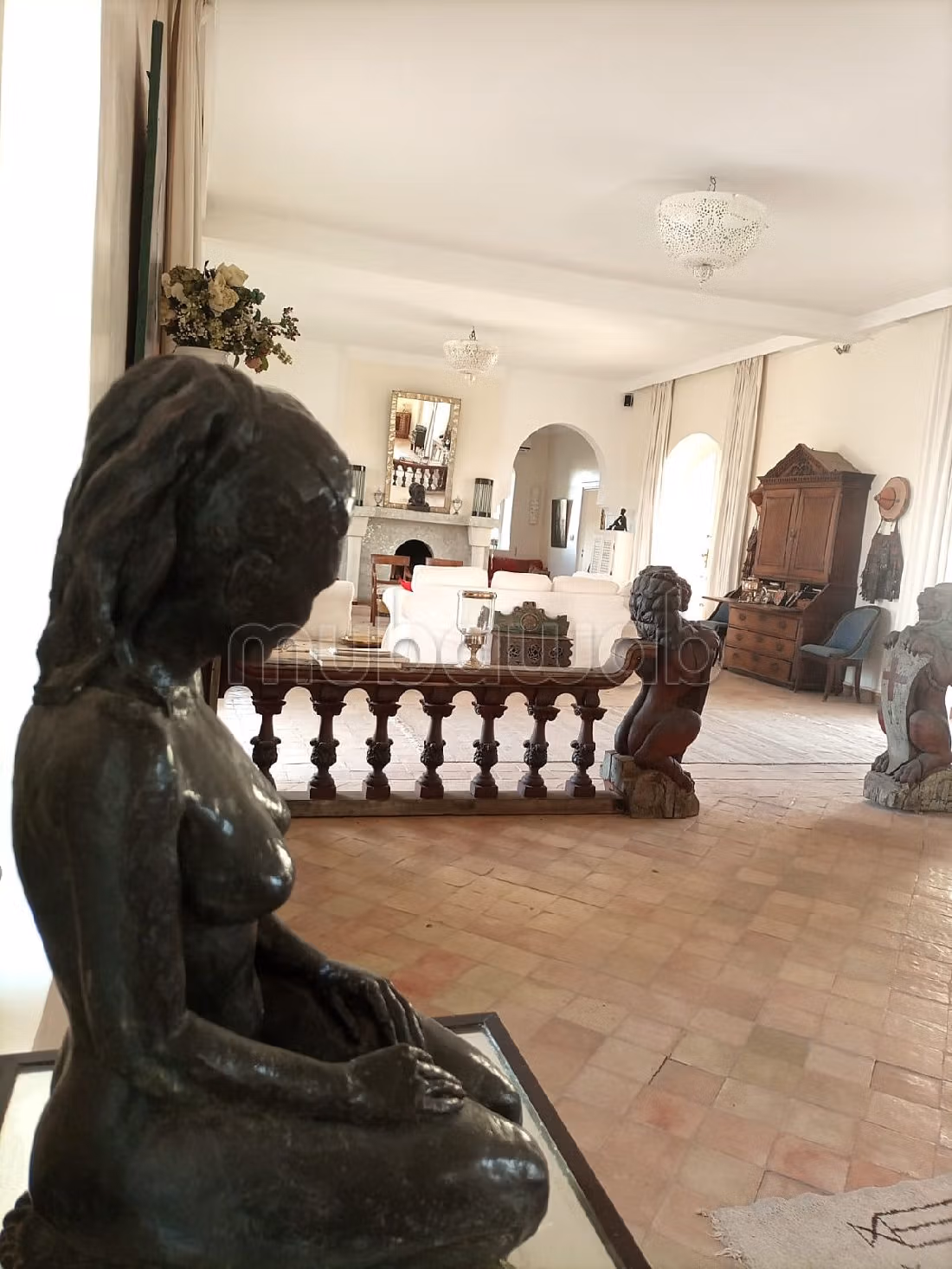 فيلا رائعة للبيع ب ميحتى. 7 قطع مريحة. مفروشة. 