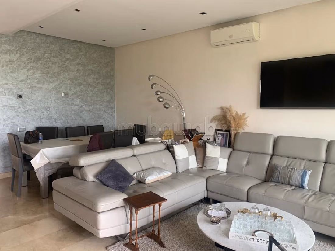 Nu kopen: villa's en luxe woningen. 3 Kamers. Verstevigde deur en verwarming. 