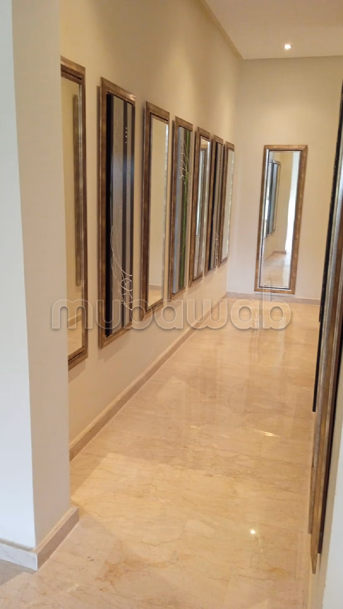 Luxury Villa for sale. Area of 196 m². Green area, Balcony