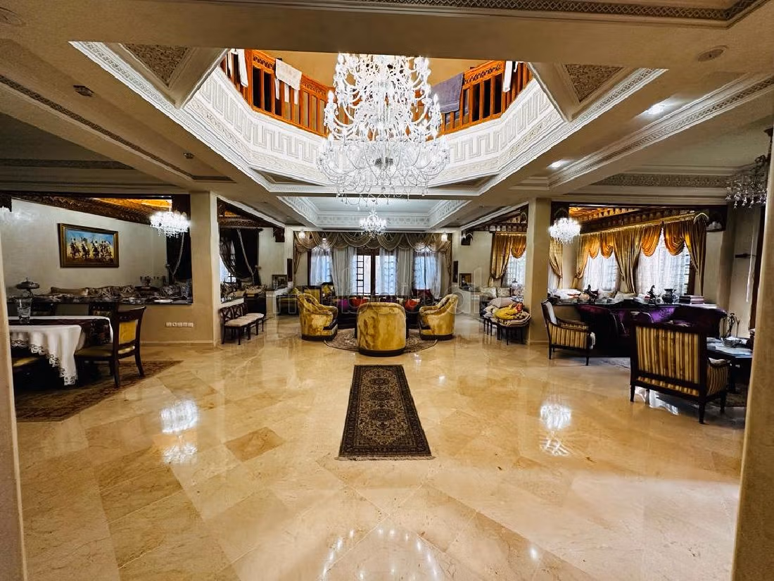 Nu te koop: villa's en luxe woningen in Hay Targa. Oppervlakte 760 m². Volledig gemeubileerd. 