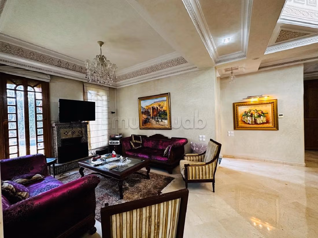 Nu te koop: villa's en luxe woningen in Hay Targa. Oppervlakte 760 m². Volledig gemeubileerd. 