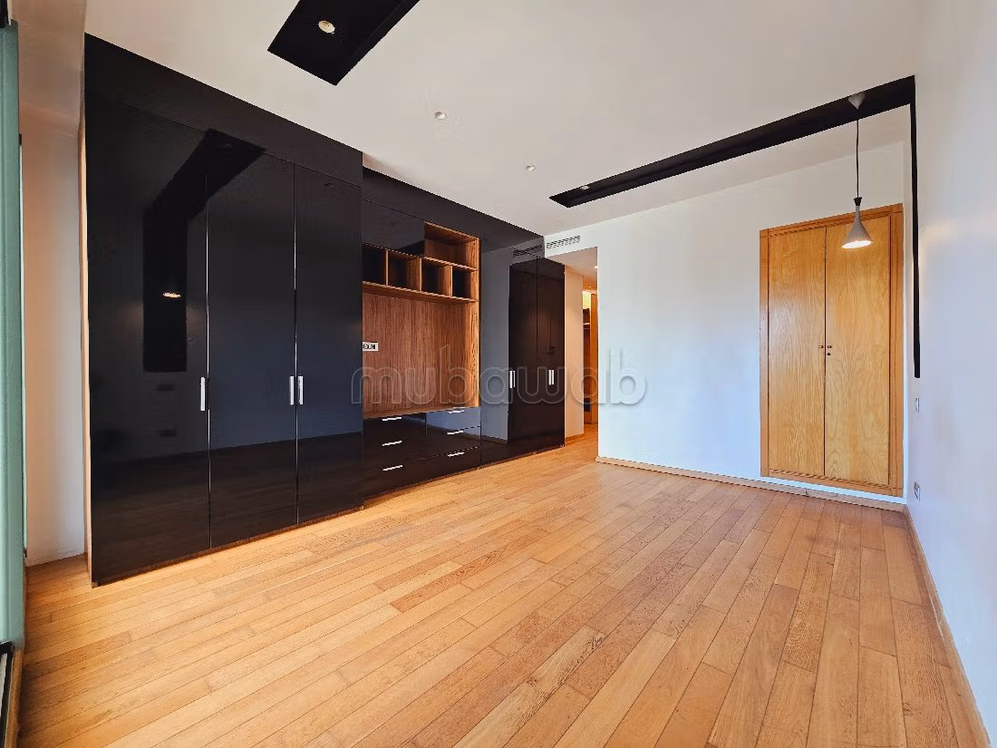 Appartement à Vendre de 269.0 m² à Casablanca, Mandarouna