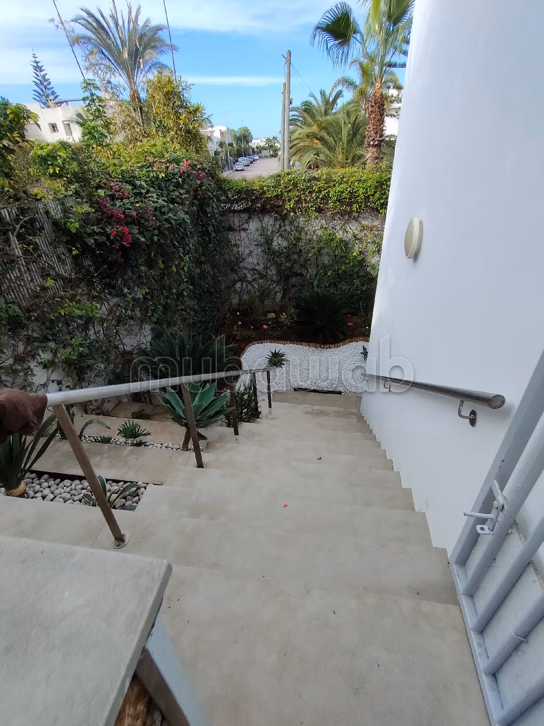 Casa de lujo en alquiler en Les princesses. 3 hermosas habitaciones. Piscina y aire condicionado. 