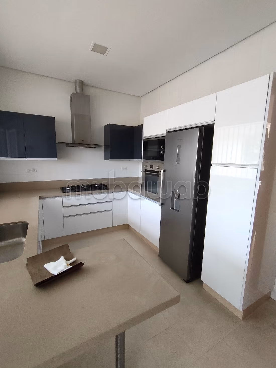 Casa de lujo en alquiler en Les princesses. 3 hermosas habitaciones. Piscina y aire condicionado. 