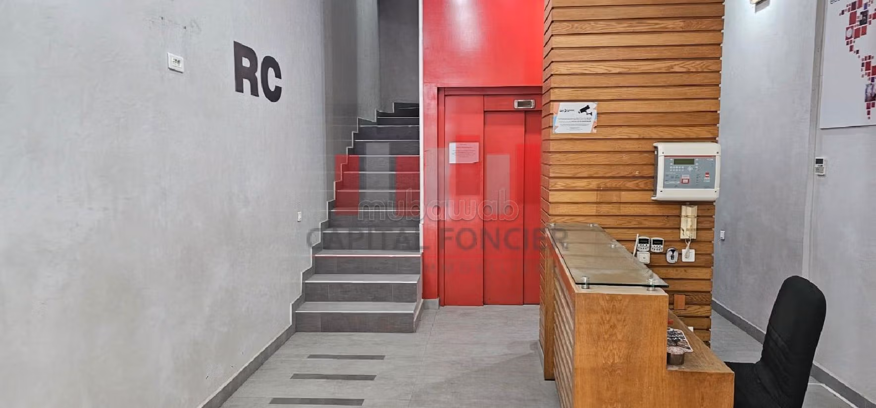 Alquiler de inmuebles en Port. Superficie 1800 m². 