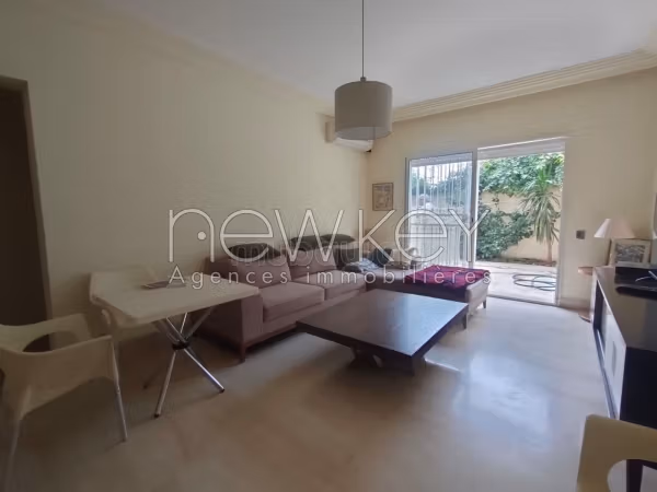 Splendido appartamento in vendita a La Marsa. Superficie totale 126 m². Terrazzo e garage