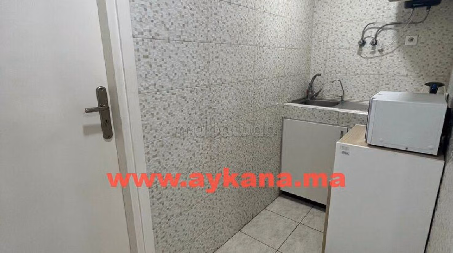 Nu kopen: kantoorruimte in Hassan - Centre Ville. Oppervlakte 920 m². 