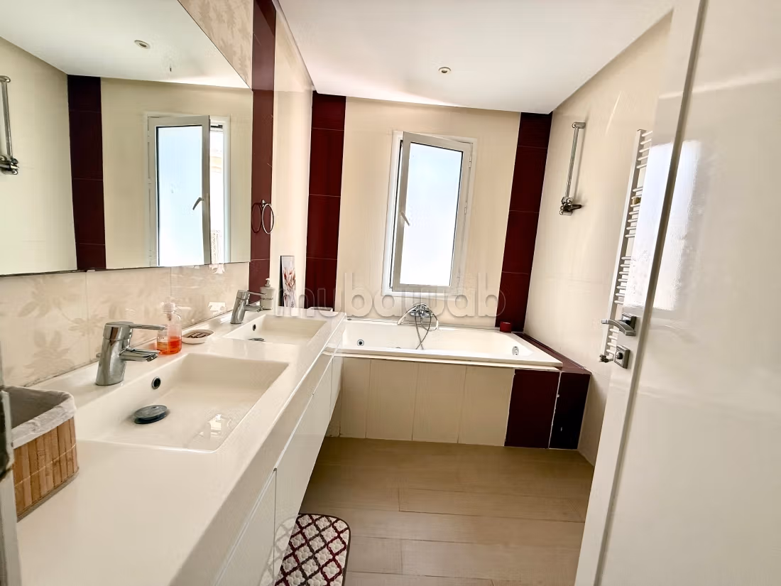 Duplex S4 meublé avec piscine, Carthage Byrsa