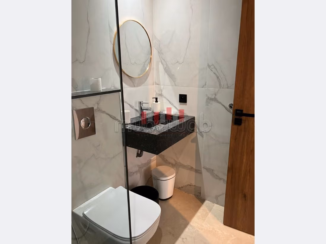 Joli meublé avec terrasse