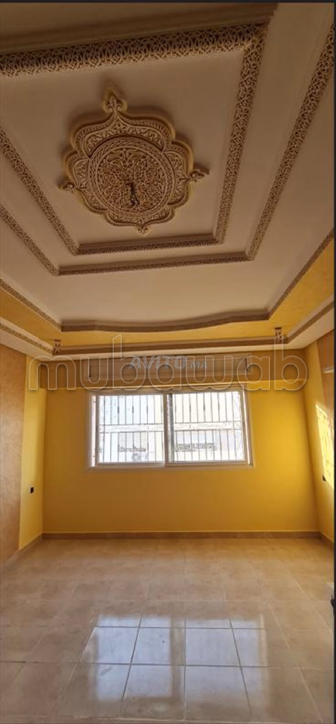 Te koop: appartementen in Ahlane. 4 Ruimtes. Satellietschotel en beveiligingssysteem