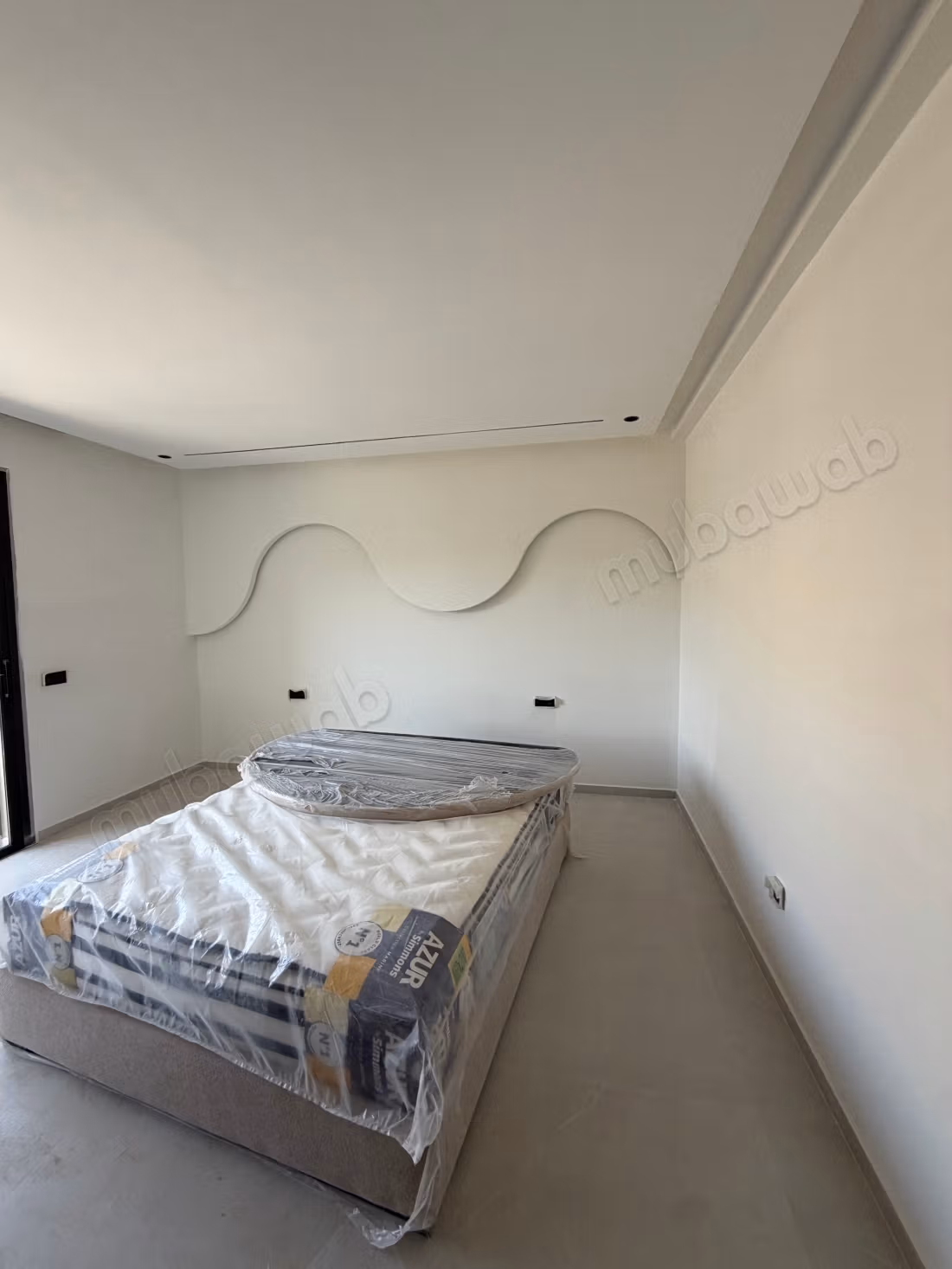 En vente excellente Villa moderne Neuve meublée de 3 vrais suites avec piscine privée dans une résidence fermée à 15 minutes du centre ville