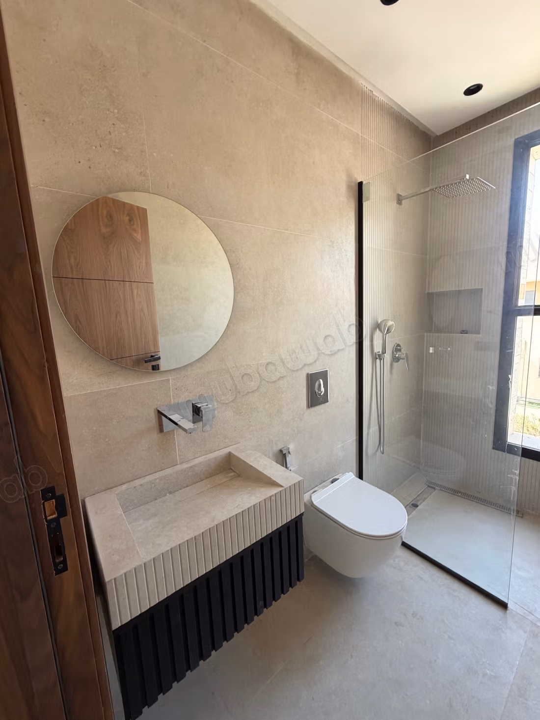 En vente excellente Villa moderne Neuve meublée de 3 vrais suites avec piscine privée dans une résidence fermée à 15 minutes du centre ville