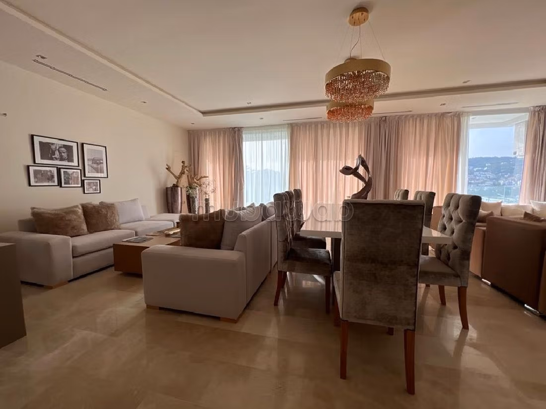 Magnifique appartement neuf de 210m2 à louer