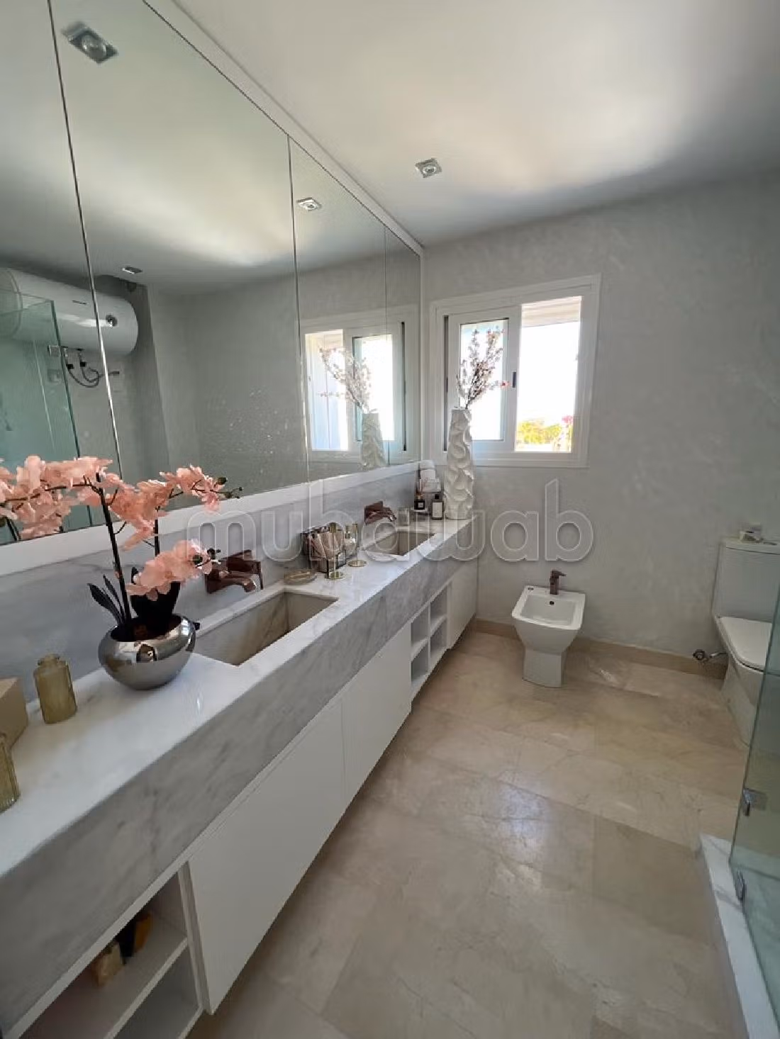 Magnifique appartement neuf de 210m2 à louer