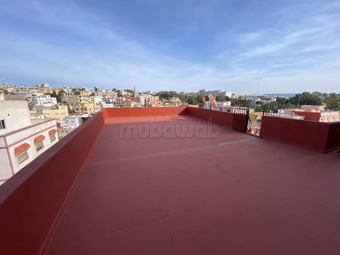 منزل جميل جدا للبيع ب بيل إر - فال فلوري. 7 غرف جميلة. شرفة مشرقة. 