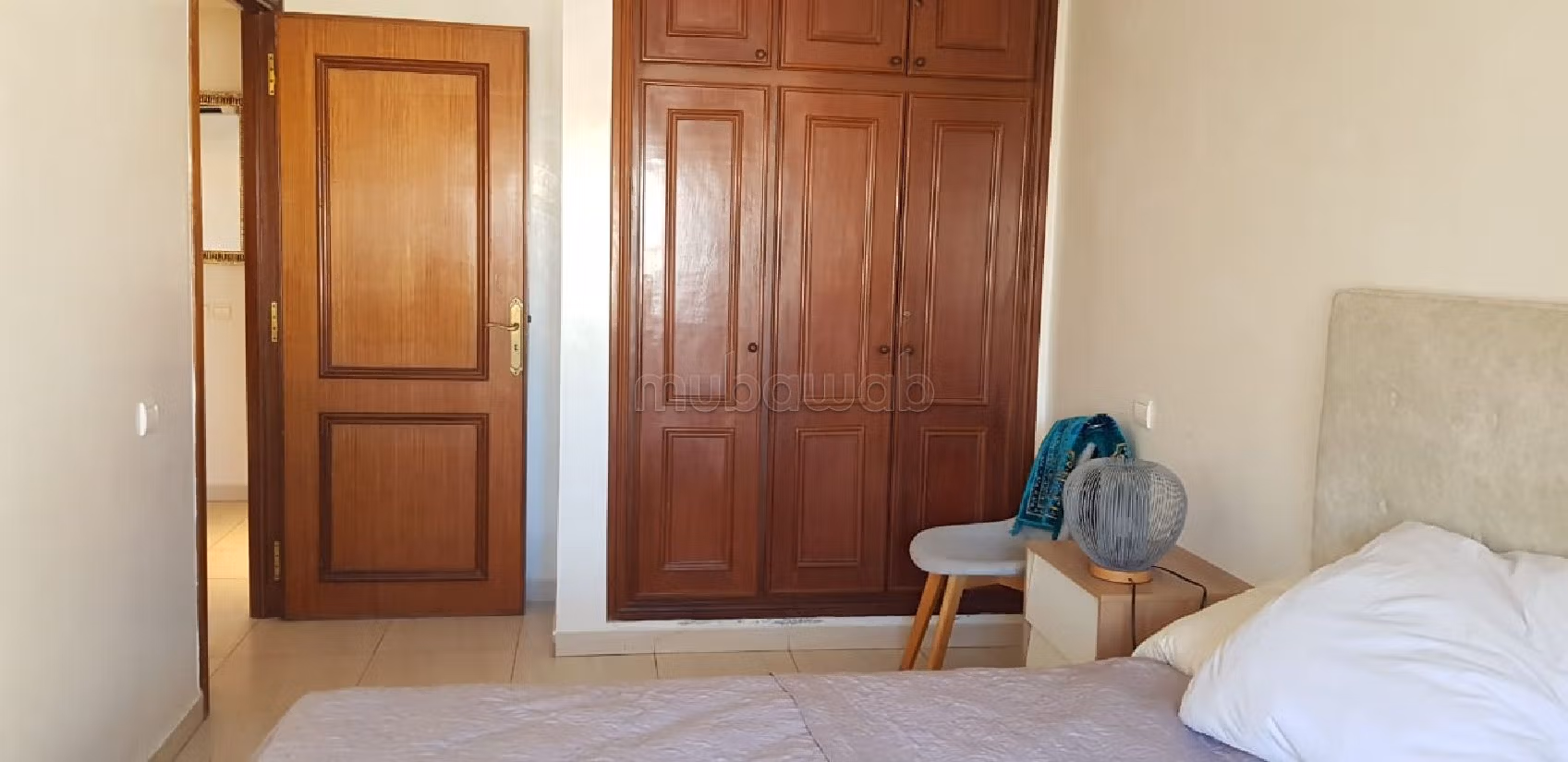 Piso en alquiler en Val Fleury. 2 hermosas habitaciones. Salón marroquí amueblado, residencia cerrada. 