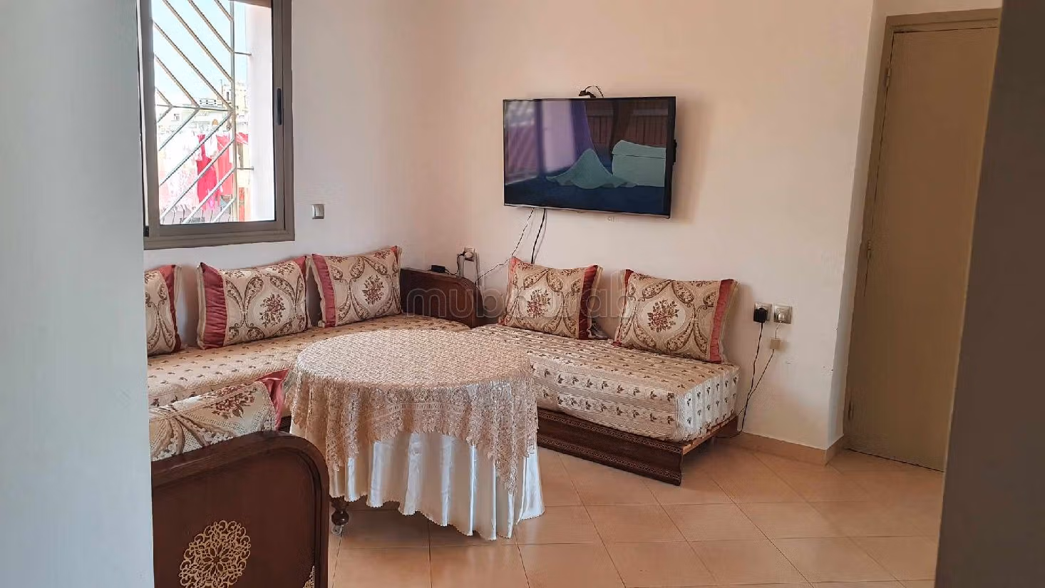 Bonito piso en venta en Mers Sultan. 2 dormitorios. Con ascensor. 