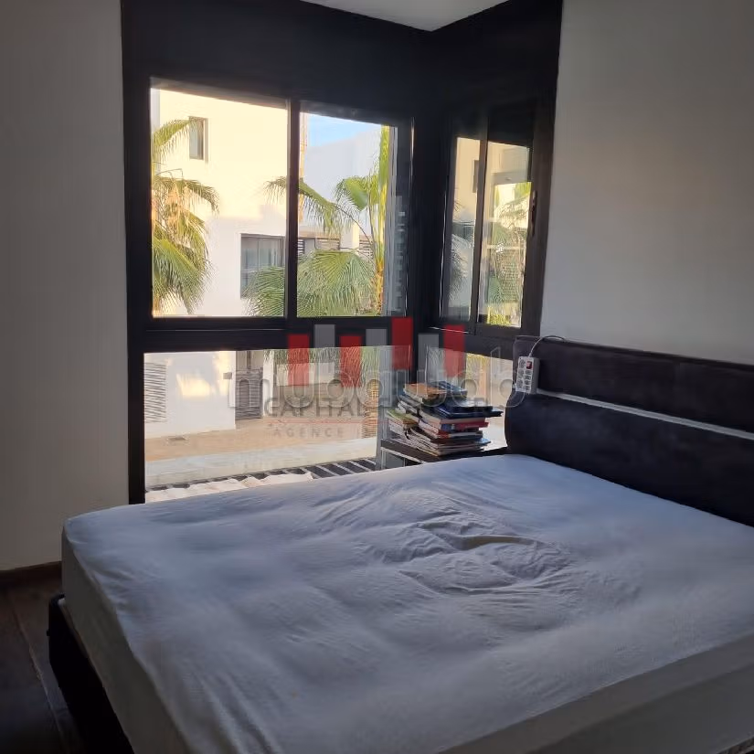 Straordinaria villa in affitto a Ain Diab. Superficie totale 300 m². Ammobiliato