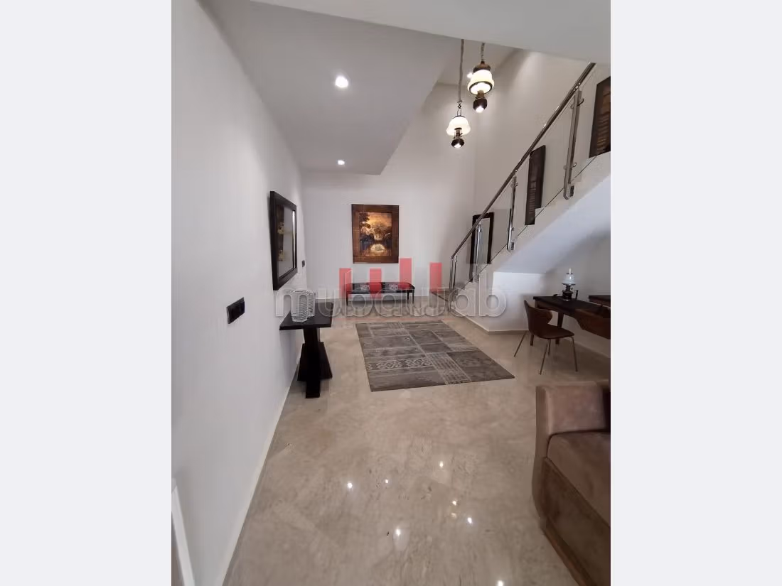 Duplex neuf. Belle hauteur terrasse