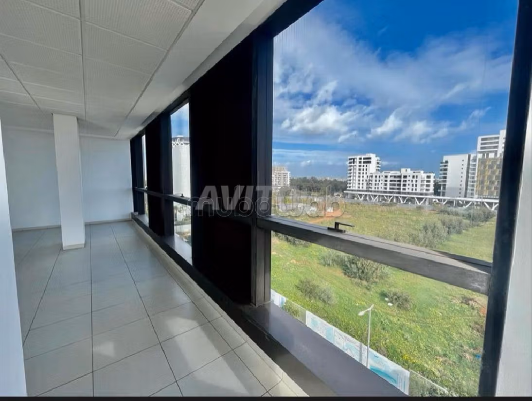 Oficinas en alquiler en Casablanca Finance City. Pequeña superficie 125 m². 