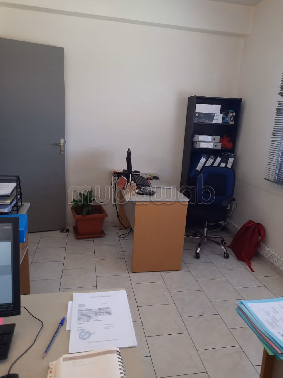 Kantoorruimte beschikbaar in Palmier. Totale oppervlakte 85 m². 