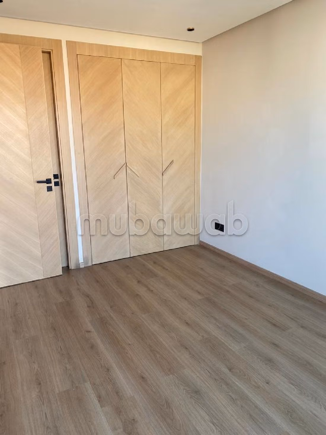 Apartment for rent in Oasis. 2 large rooms. 