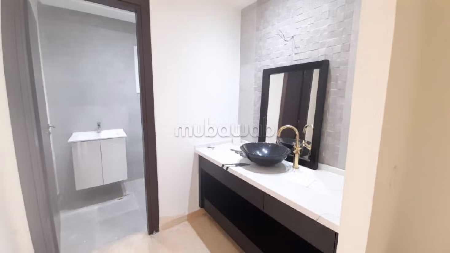 Luxury villa for sale in Hammamet. 4 lovely rooms. Green area, Balcony. 