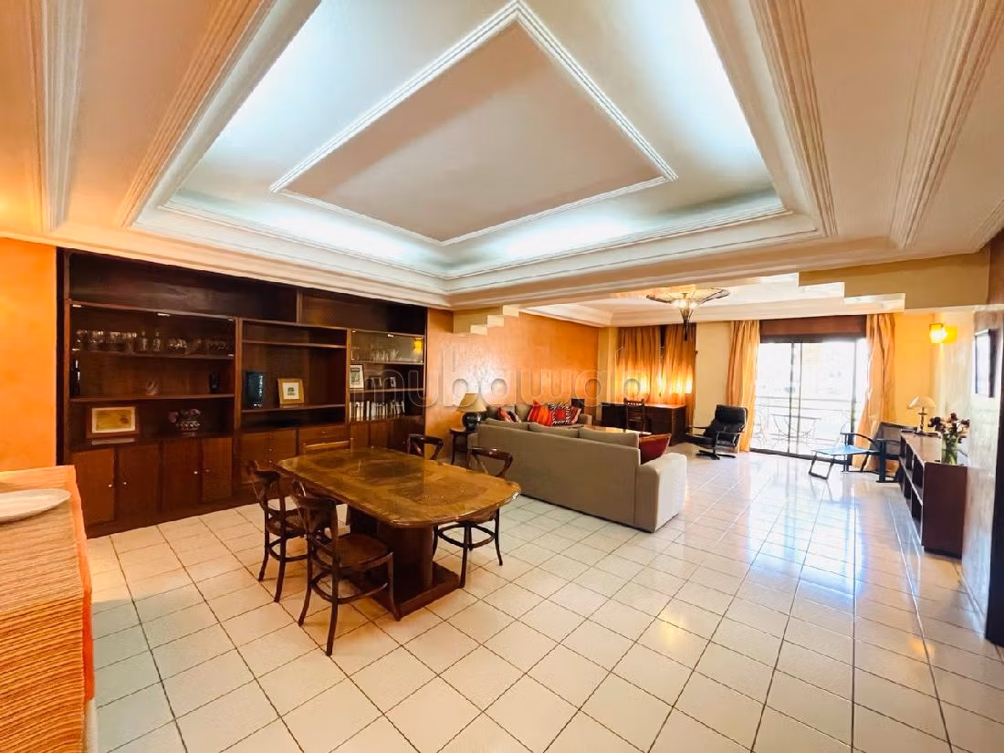 Precioso piso en alquiler en Moulay Youssef. 4 habitaciones confortables. Amueblado. 