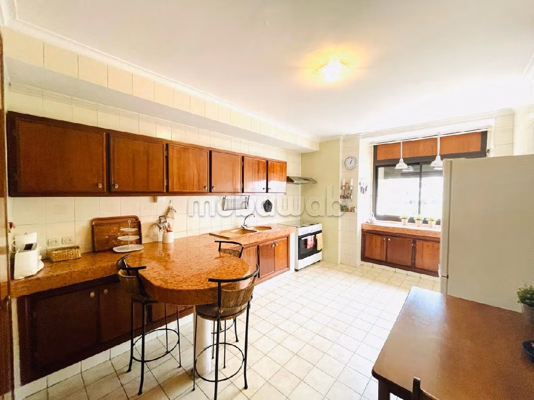 Precioso piso en alquiler en Moulay Youssef. 4 habitaciones confortables. Amueblado. 