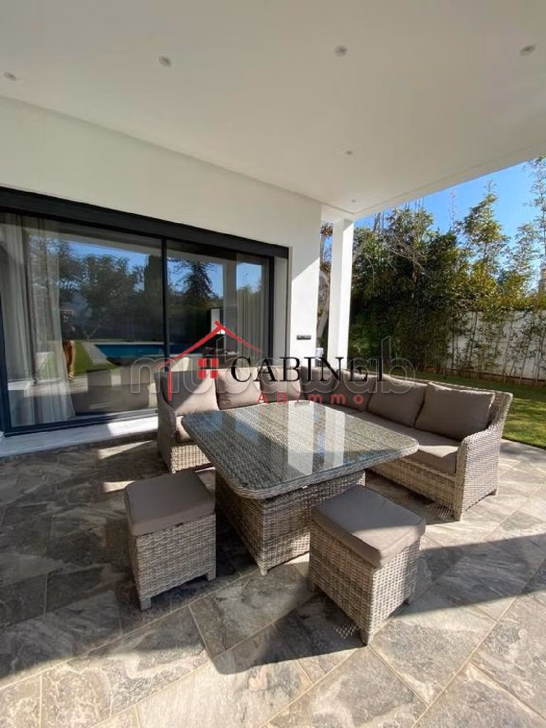 Nu te huur: villa's en luxe woningen in Souissi. 4 Slaapkamers. Volledig gemeubileerd. 