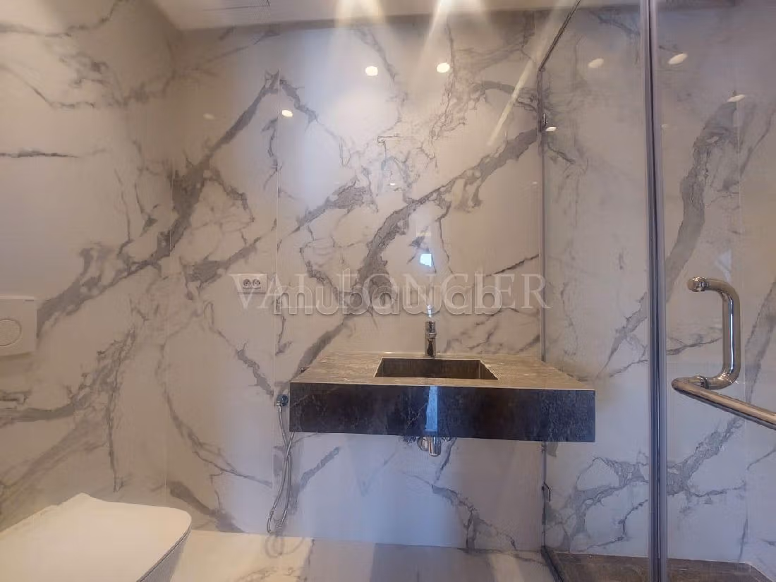 Precioso piso en alquiler en Ain Diab. Dimensión 83 m². Bodega, gran terraza