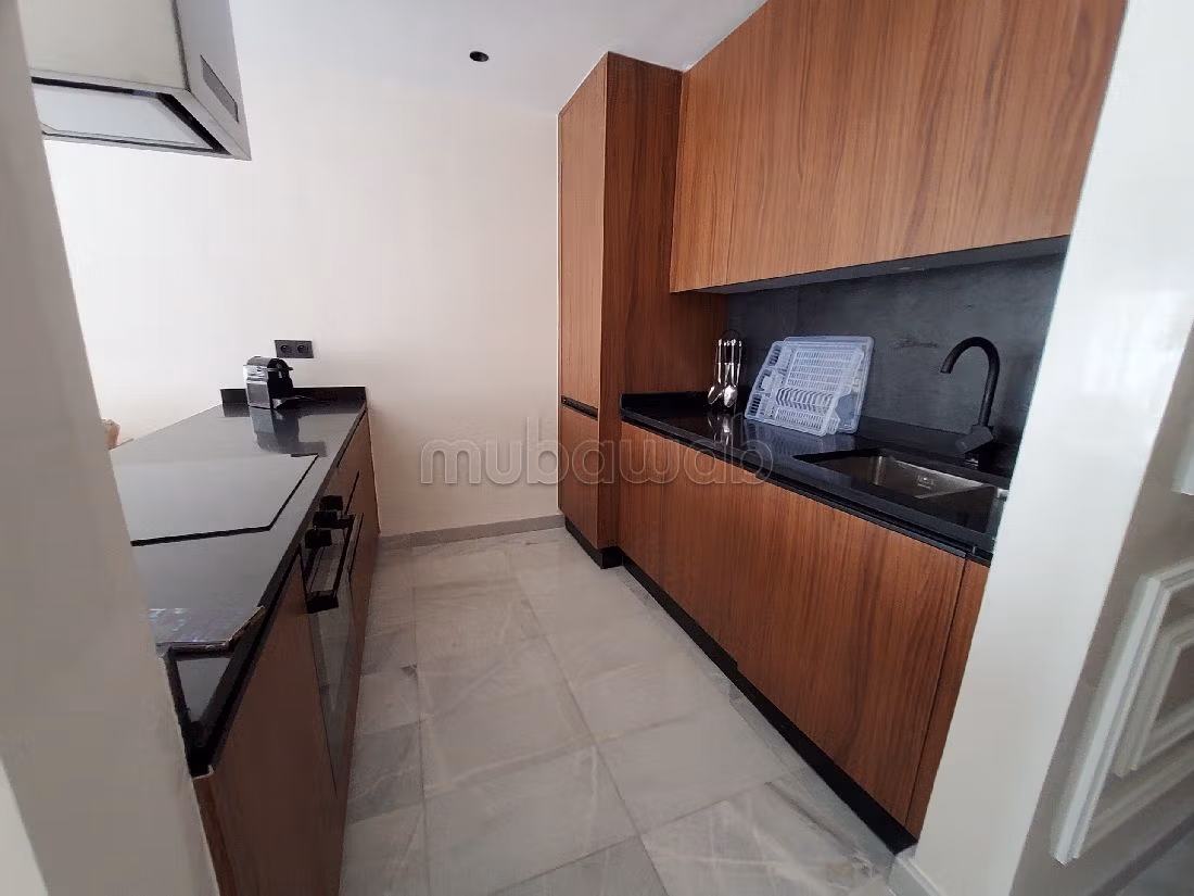 Find an apartment for rent in Racine. Surface area 62 m². Furnished