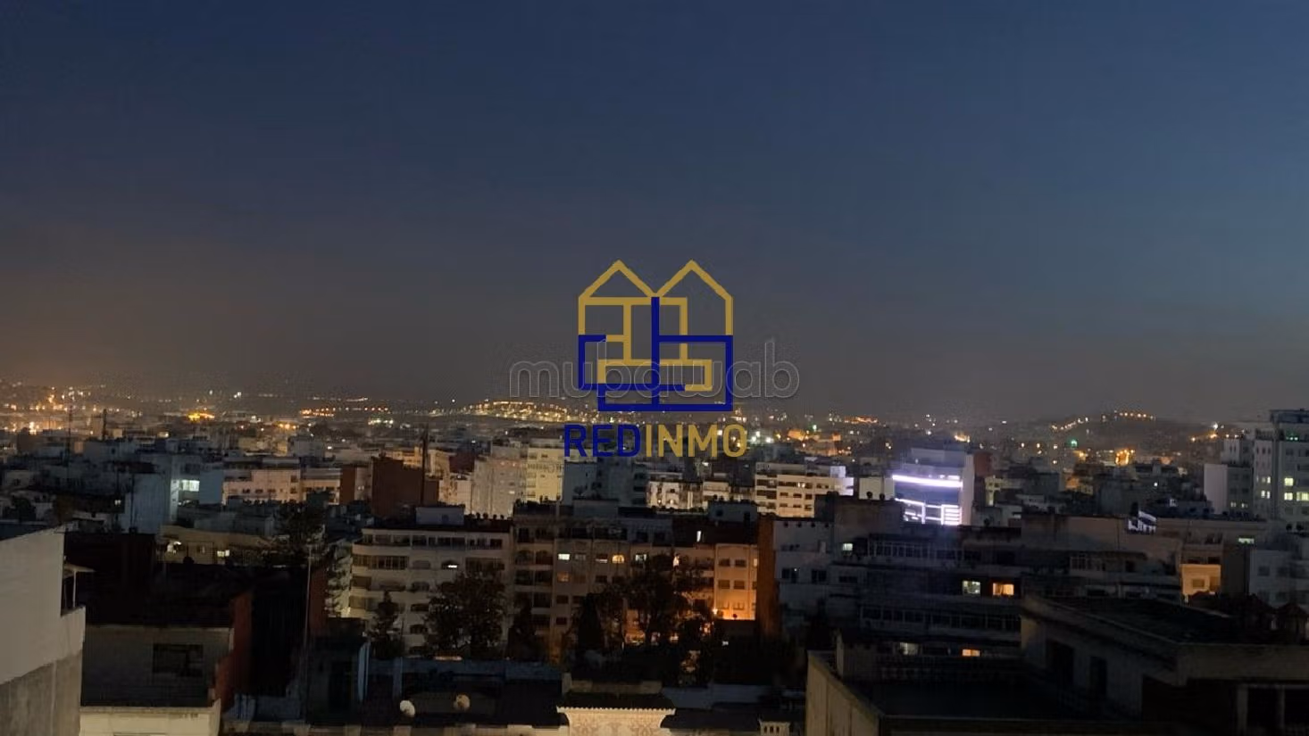 Find an apartment for rent in Centre. 3 beautiful rooms. Well furnished. 