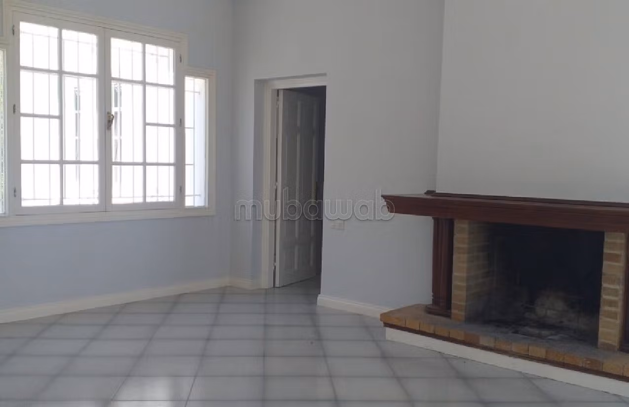 Magnifique villa a vendre a Tanger surface 2480 m²